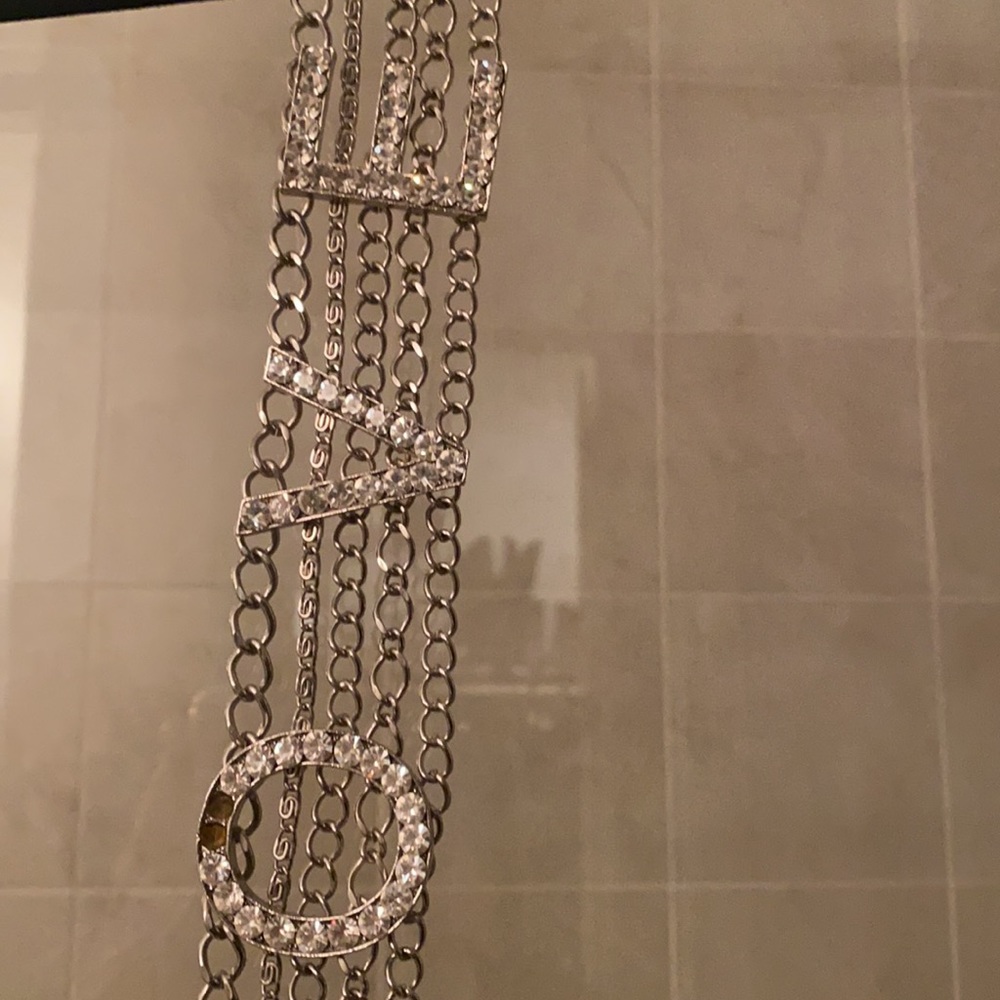 LOVE Rhinestone Belt - Picture 5 of 7